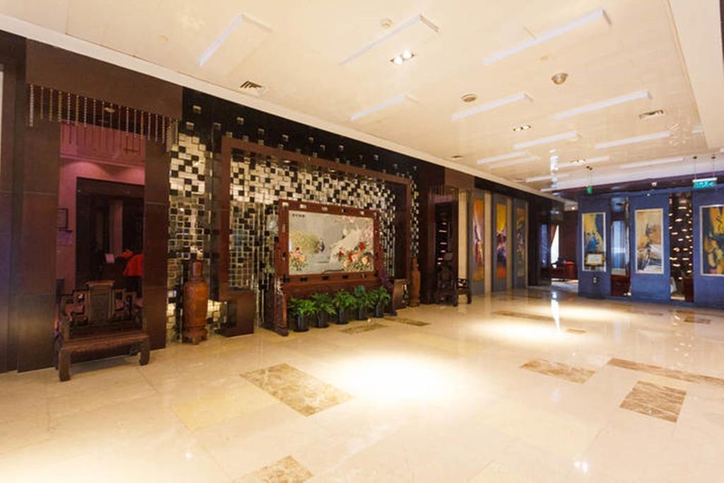 Hangzhou Peacock Hotel Exterior photo